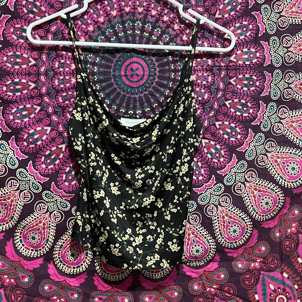 urban outfitters floral tank top